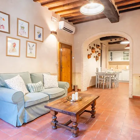 Casa Lucciola شقة